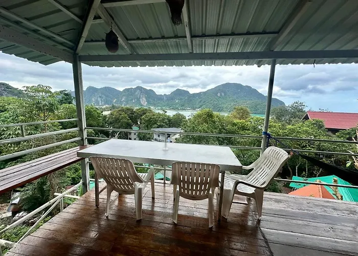 Hilltop View - Phi Phi